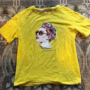 Vintage Yellow Graphic T Shirt